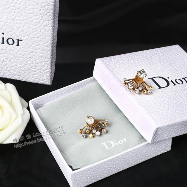 Dior飾品 迪奧經典熱銷款星星珍珠扇形耳釘耳環  zgd1491
